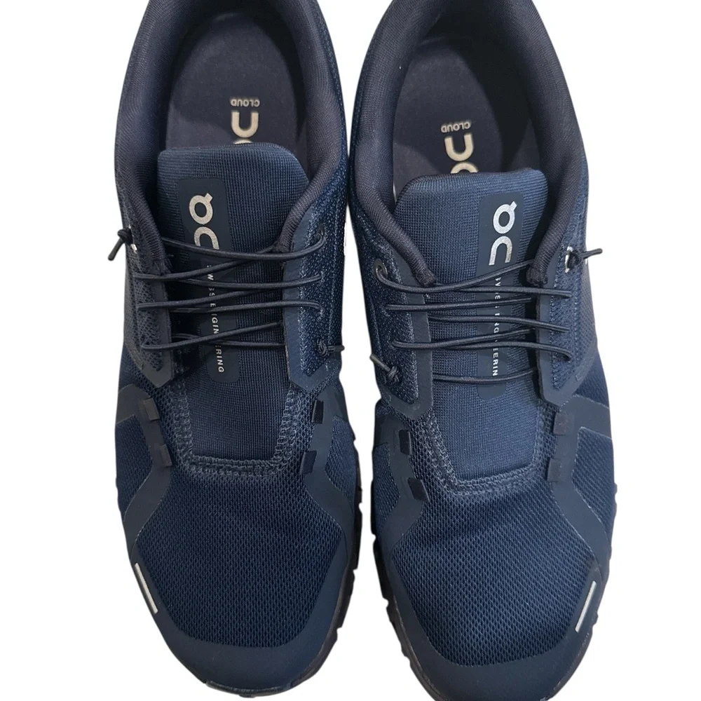 On Cloud 6 Running Men's Athletic Shoes in midnight - Picture 2 of 6